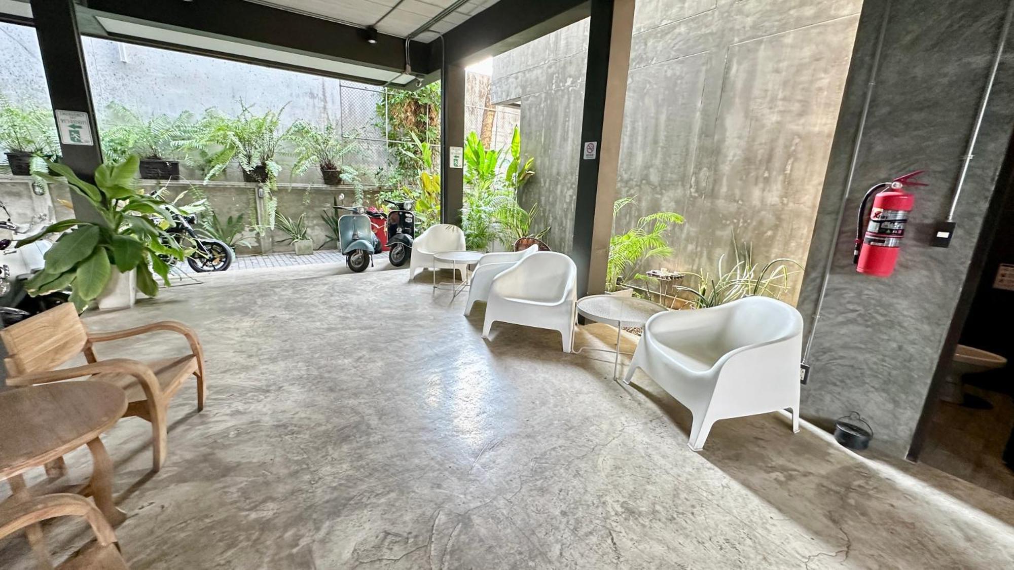 Hostel Norn Nee Nor Chiang Mai Zewnętrze zdjęcie