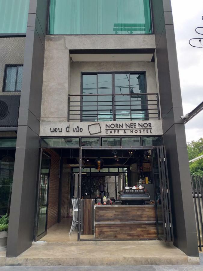 Hostel Norn Nee Nor Chiang Mai Zewnętrze zdjęcie