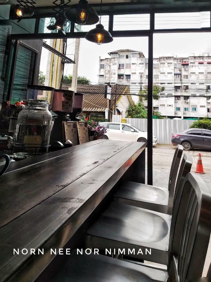 Hostel Norn Nee Nor Chiang Mai Zewnętrze zdjęcie
