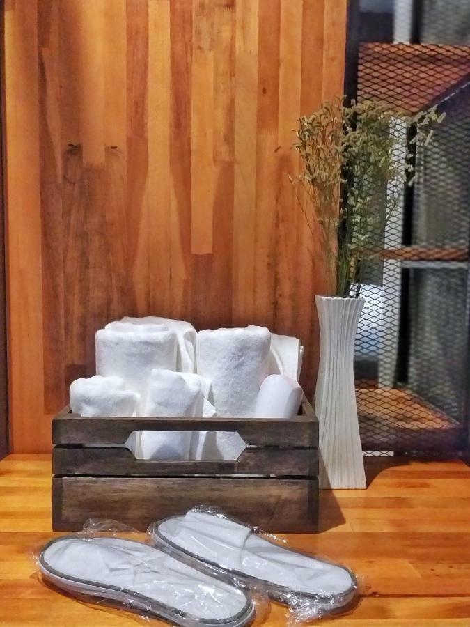 Hostel Norn Nee Nor Chiang Mai Zewnętrze zdjęcie
